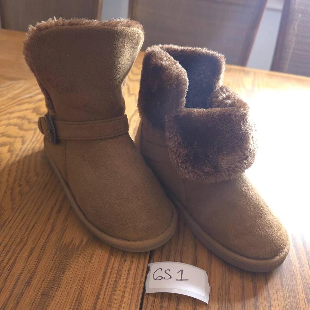 Rampage Kids Brown Faux-Suede Plush-Lined Ankle‎ Boots with Buckle